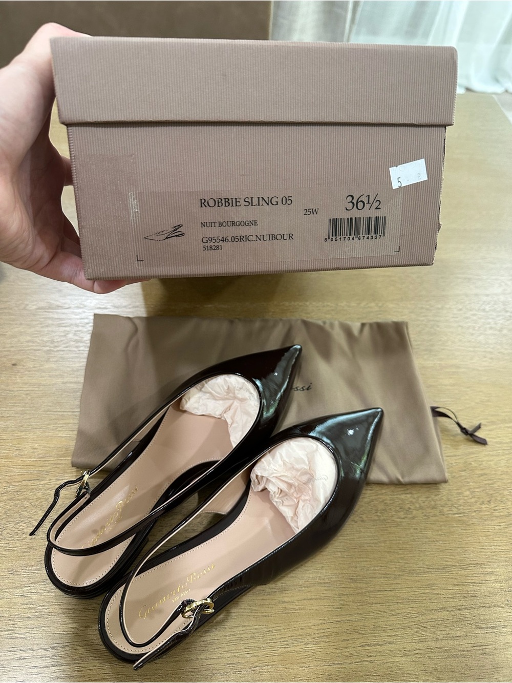 Gianvito Rossi Robbie Patent Leather Pointed Slingback Pumps - Picture 5 of 5